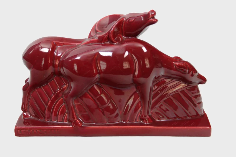 Afrikaanse dierengroep - Porselein › Figuren - €185.00 - Groep met antilopen
Beeldengroep van Charles Lemanceau
35cm lang 24cm hoog
1930-1940