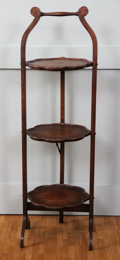 Cakestand edwardian
