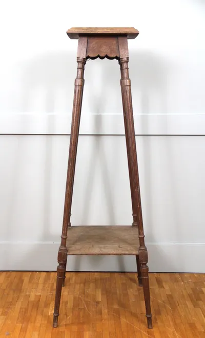 Eiken plantenstaander