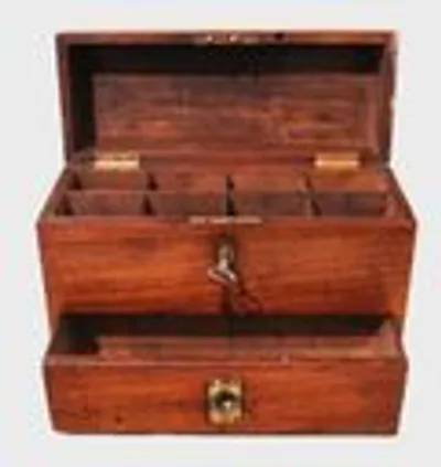 Georgean apothekerskistje thumbnail 2