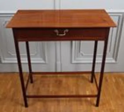 Georgean bijzettafeltje thumbnail 1