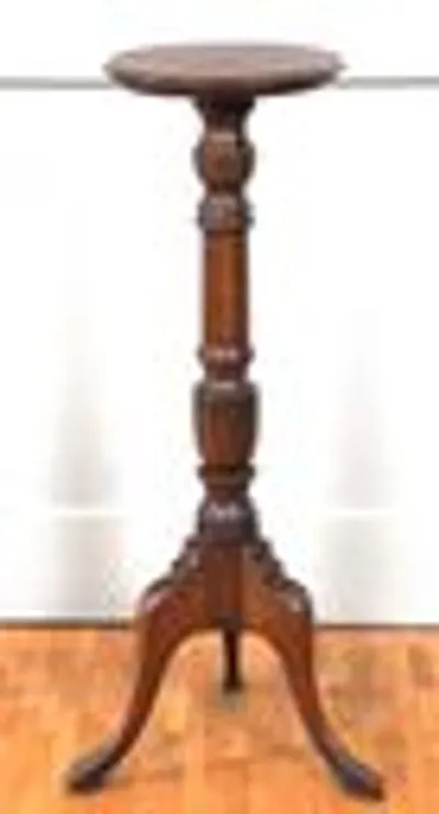 Georgean staander thumbnail 1