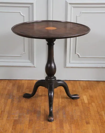 Georgean wijntafeltje