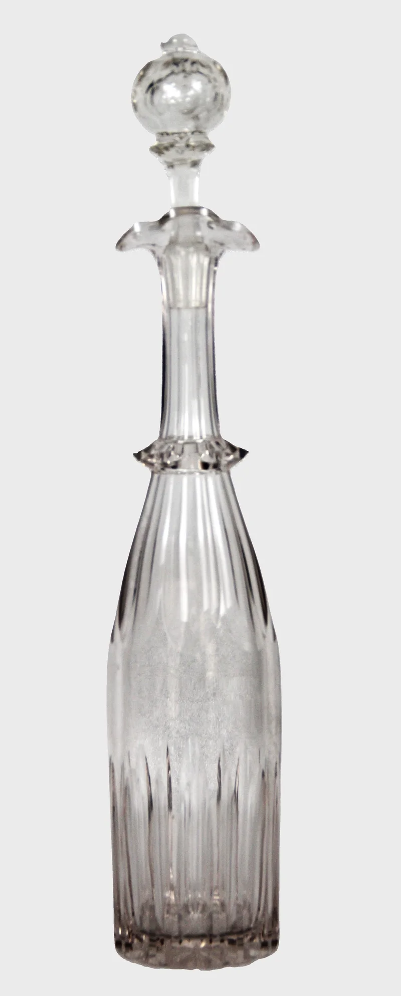 Hoge kristal karaf edwardian - Glas › Karaffen - €65.00 - Karaf in kristal en originele stop.
40cm hoog
Ca 1920/1930
Engeland