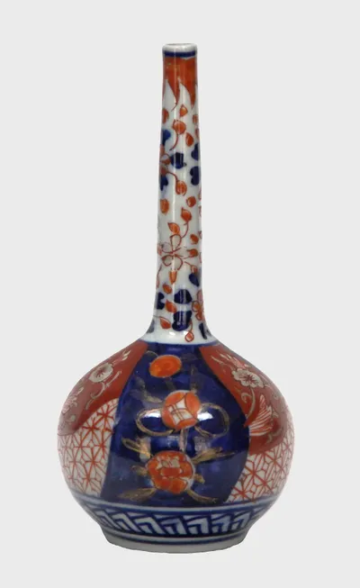 Imari steelvaasje (3)