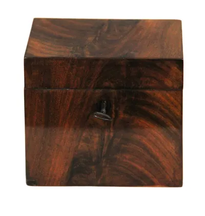 Kistje met 3 drankflesjes