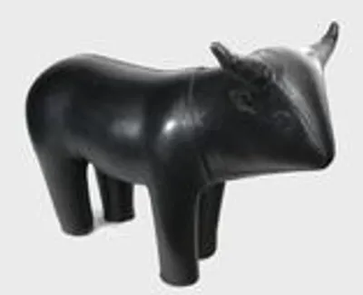 Leder voetbank thumbnail 1