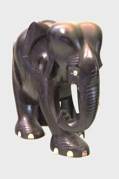 Olifant in ebbenhout