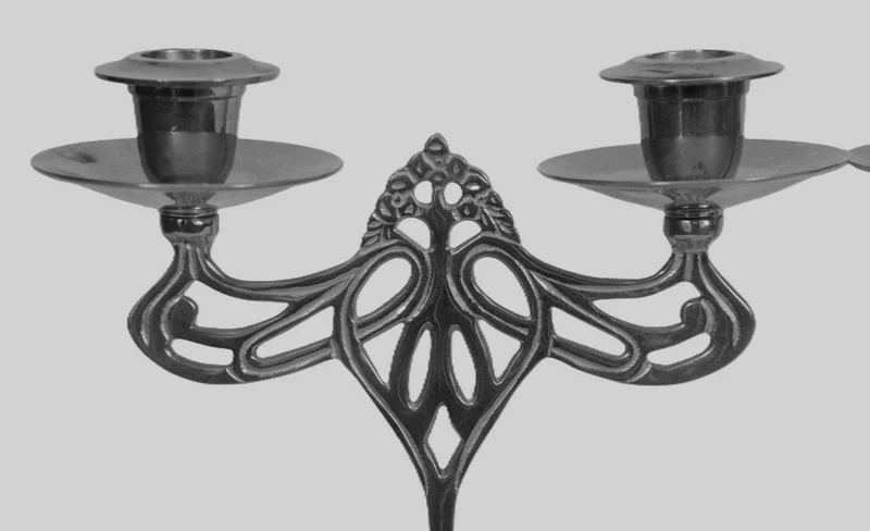 Paar tafelkandelaars Art & Crafts - Zilver › Kandelaars - Paar verzilverde kandelaars in Art & Crafts stijl.
26cm hoog
Eerste helft 20e eeuw
Niet gemerkt