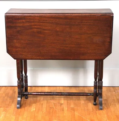 Palissanderkleurig sutherlandtafeltje