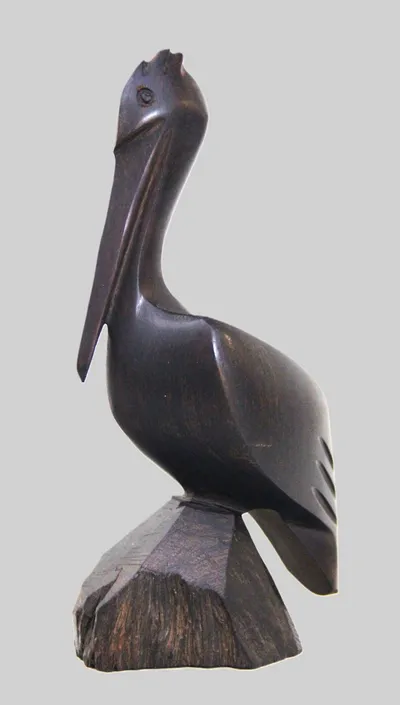 Pelikaan in ebbenhout