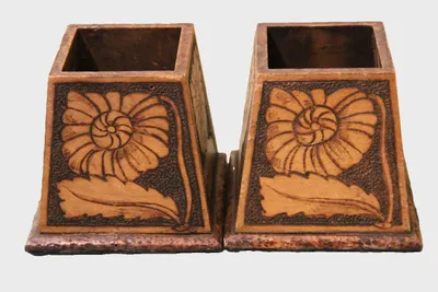 Pennehouders in pokerwork