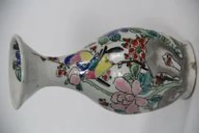 Polychroom vaasje thumbnail 1