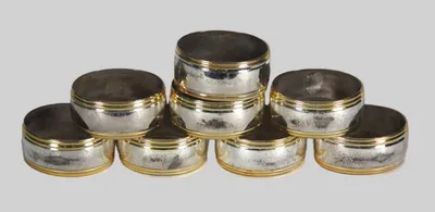 Set van 8 servietringen